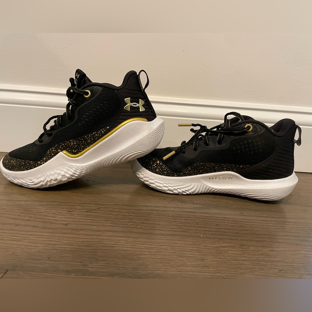 Under Armour Women’s Basketball Shoes